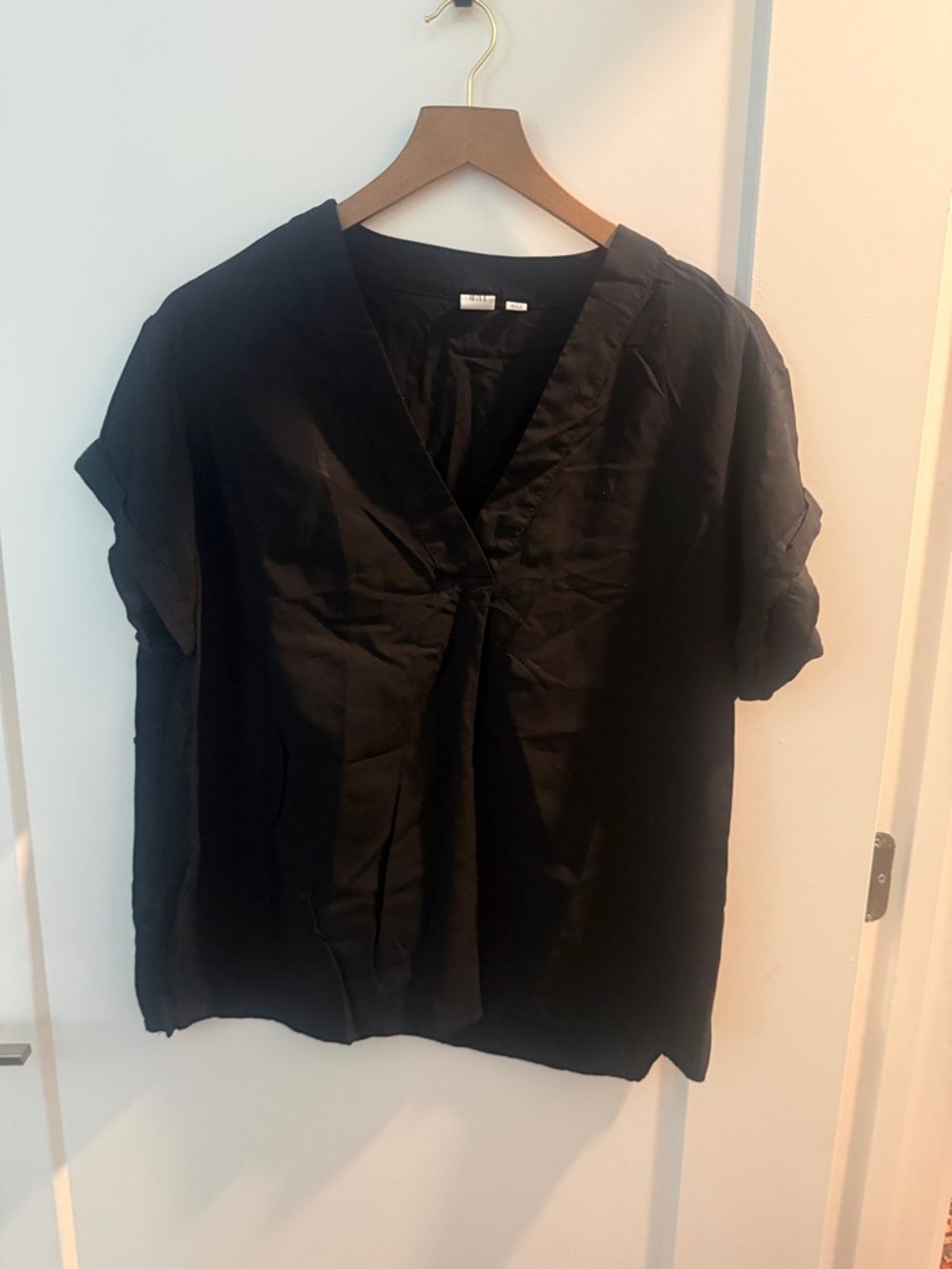 GAP Black V-Neck Short Sleeve Tunic Blouse